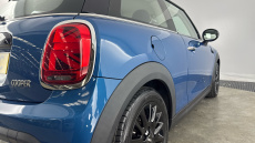 MINI Hatchback 1.5 Cooper Classic 3dr Auto Petrol Hatchback